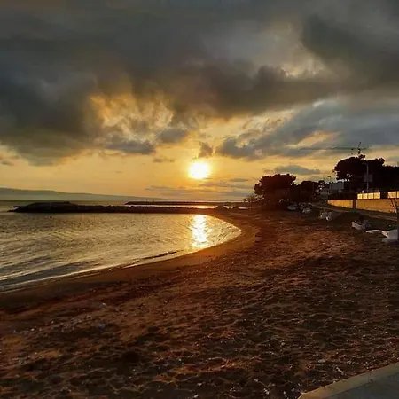 Jana On The Beach Omis